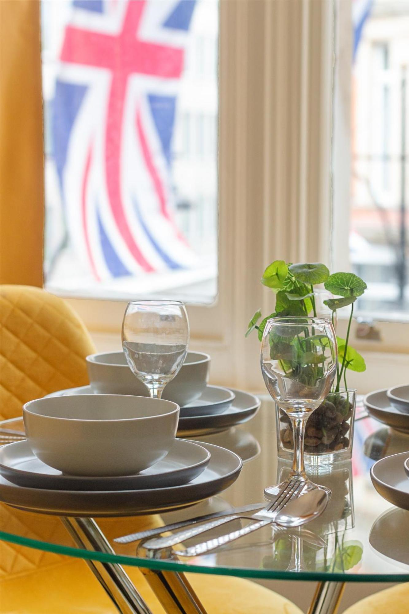 Oxford Street Chic Retreat - Unparalleled Elegance And Urban Comfort! Gc1 Londyn Zewnętrze zdjęcie