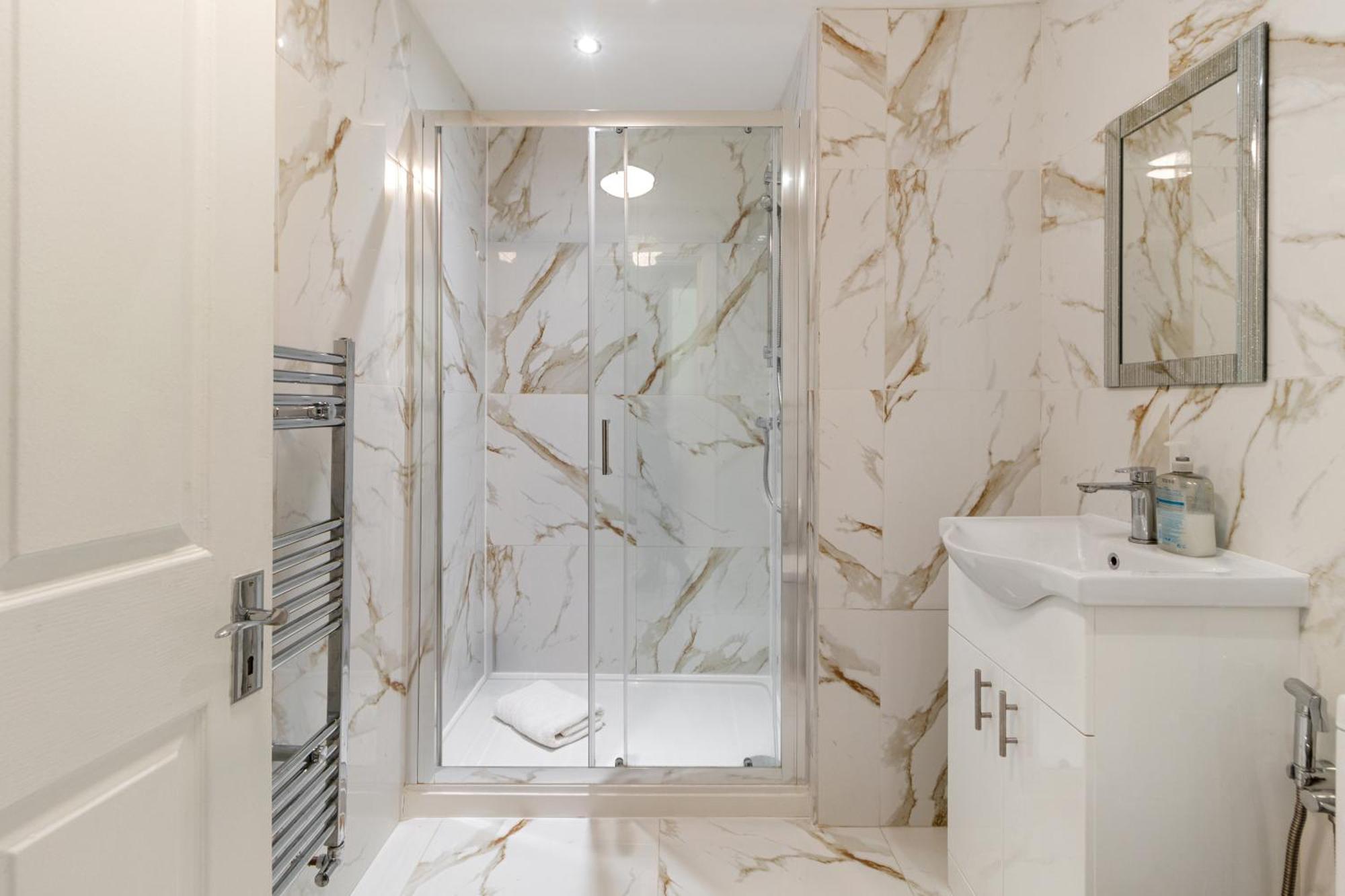 Oxford Street Chic Retreat - Unparalleled Elegance And Urban Comfort! Gc1 Londyn Zewnętrze zdjęcie